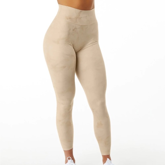 Alphalete Alphalux Wonder Leggings - Picture 1 of 7